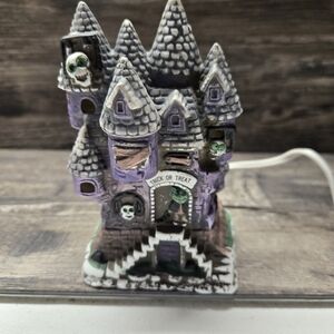 Vtg Mini Haunted‎ House Light Skeletons Monster Porcelain Unbranded 5.5 x 3 inch